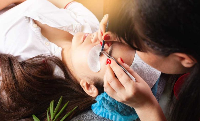 Sustainability in the Eyelash Extension Industry: A Guide for Businesses